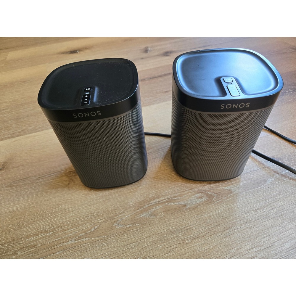 2x Sonos Play:1 Wireless Smart Speakers – Black – Factory Reset & Ready to Use